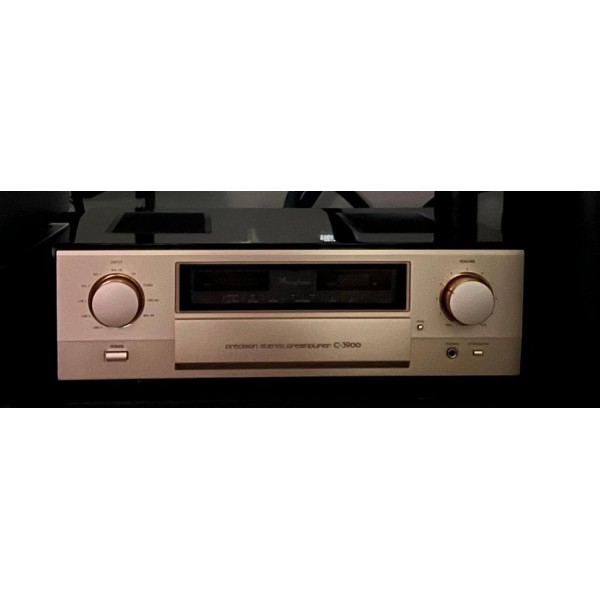 Accuphase C3900